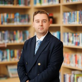 Copy of lmetcalf-white